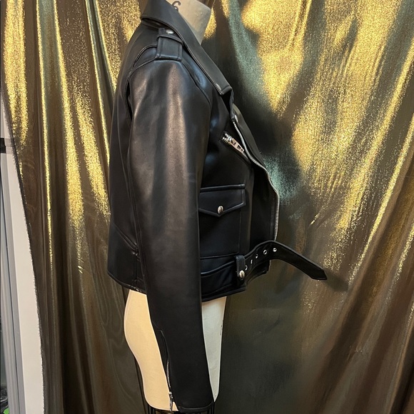 Blank NYC Black Vegan Leather Biker Jacket 🖤🧥✨ - Picture 4 of 4